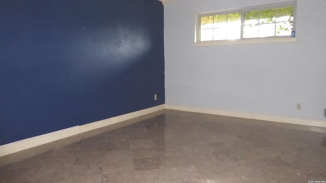 124 HARRIET DR., San Antonio, TX 78216