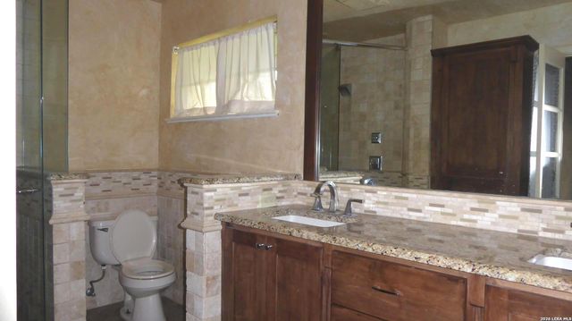 124 HARRIET DR., San Antonio, TX 78216