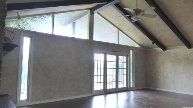 124 HARRIET DR., San Antonio, TX 78216