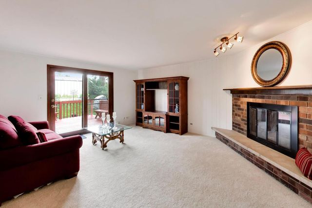 252 Millford Lane, Bloomingdale, IL 60108