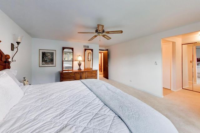 252 Millford Lane, Bloomingdale, IL 60108