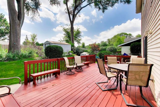 252 Millford Lane, Bloomingdale, IL 60108