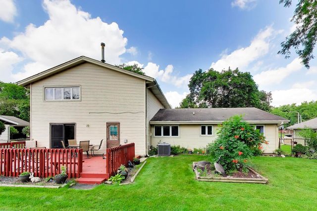 252 Millford Lane, Bloomingdale, IL 60108