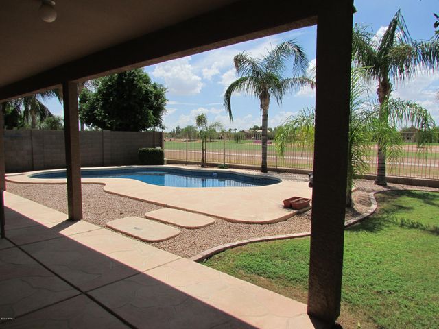 1346 S Palomino Creek Drive, Gilbert, AZ 85296