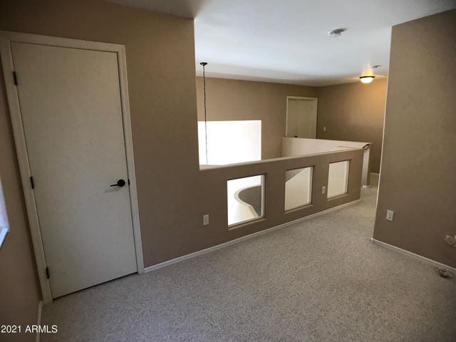 1346 S Palomino Creek Drive, Gilbert, AZ 85296