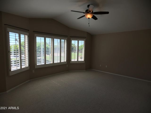 1346 S Palomino Creek Drive, Gilbert, AZ 85296