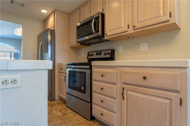 1502 Ironbark Drive, Henderson, NV 89014