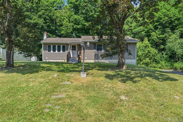 57 King Drive, Poughkeepsie, NY 12603