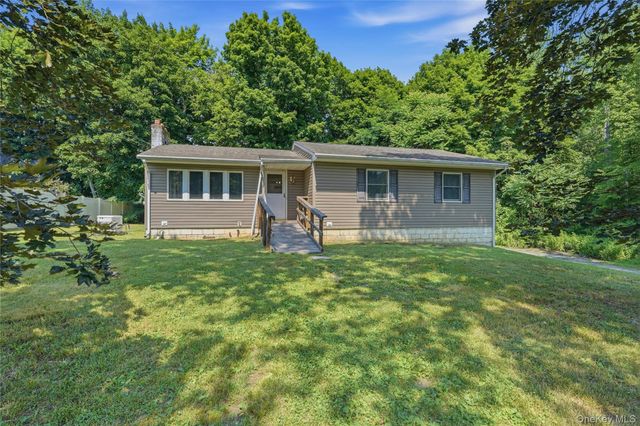 57 King Drive, Poughkeepsie, NY 12603