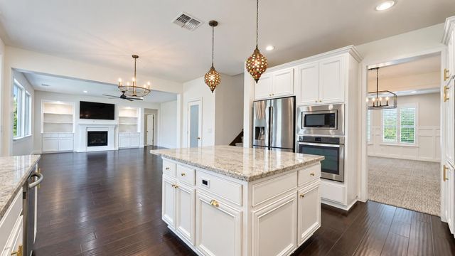 2326 Angus Rd, Roseville, CA 95747