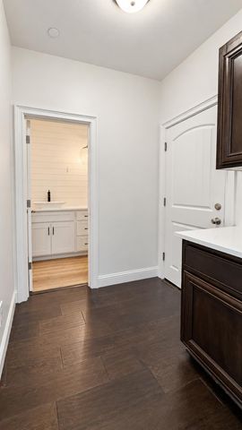 2326 Angus Rd, Roseville, CA 95747