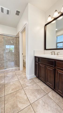 2326 Angus Rd, Roseville, CA 95747