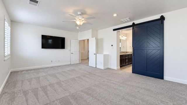 2326 Angus Rd, Roseville, CA 95747