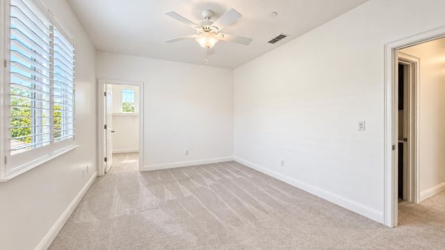 2326 Angus Rd, Roseville, CA 95747