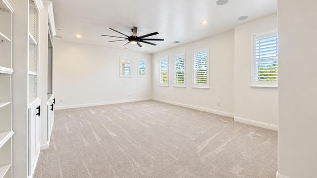 2326 Angus Rd, Roseville, CA 95747