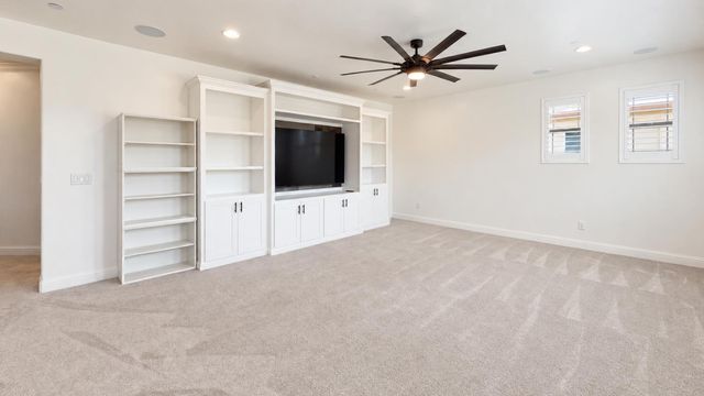 2326 Angus Rd, Roseville, CA 95747