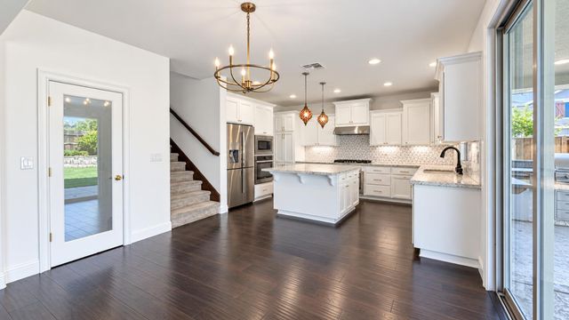 2326 Angus Rd, Roseville, CA 95747