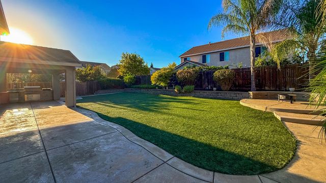 2326 Angus Rd, Roseville, CA 95747
