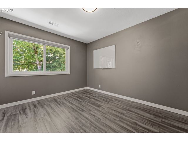 14825 Sw 106TH Ave, Portland, OR 97224