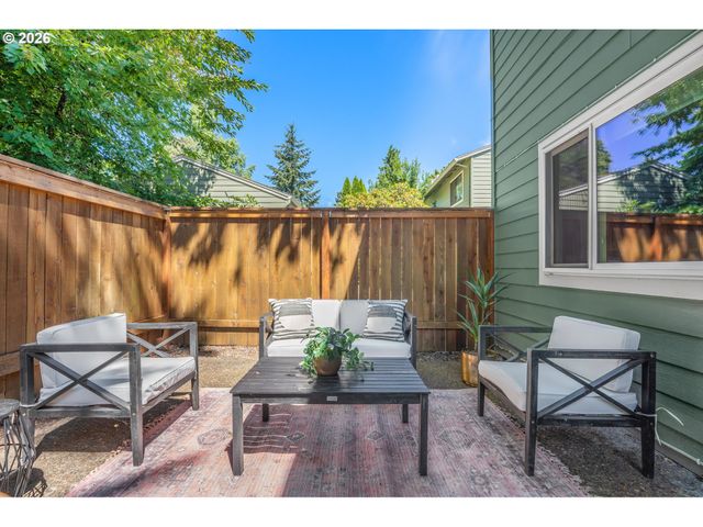 14825 Sw 106TH Ave, Portland, OR 97224