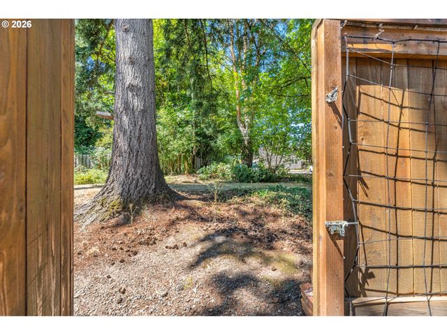 14825 Sw 106TH Ave, Portland, OR 97224