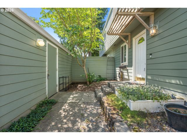 14825 Sw 106TH Ave, Portland, OR 97224