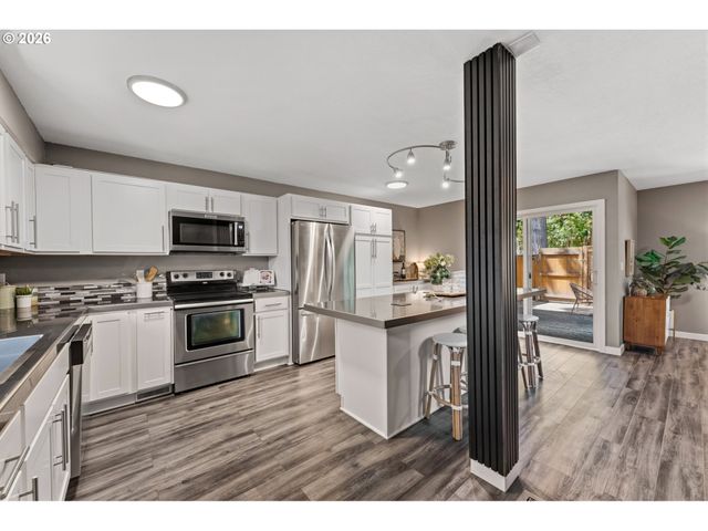 14825 Sw 106TH Ave, Portland, OR 97224