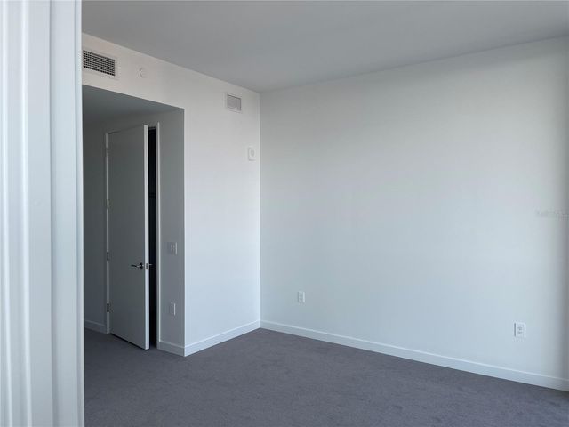 400 CENTRAL AVE 1804, St Petersburg, FL 33701