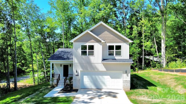 610 Queens Drive, Dallas, NC 28034