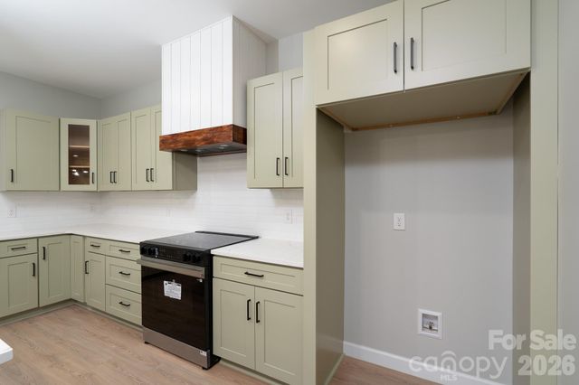 610 Queens Drive, Dallas, NC 28034