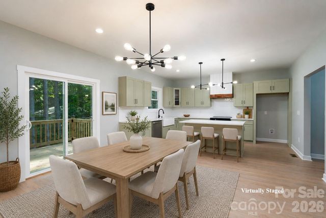 610 Queens Drive, Dallas, NC 28034