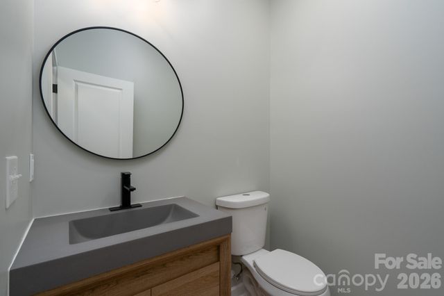 610 Queens Drive, Dallas, NC 28034