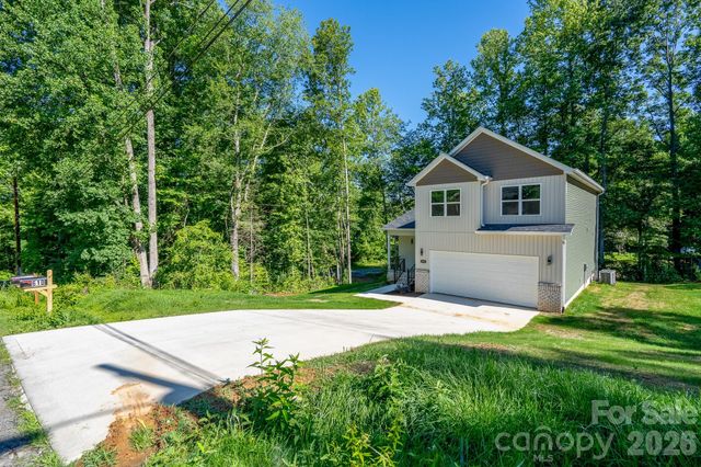 610 Queens Drive, Dallas, NC 28034