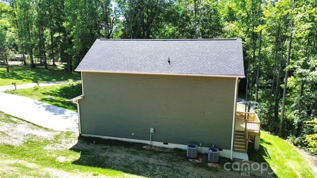 610 Queens Drive, Dallas, NC 28034