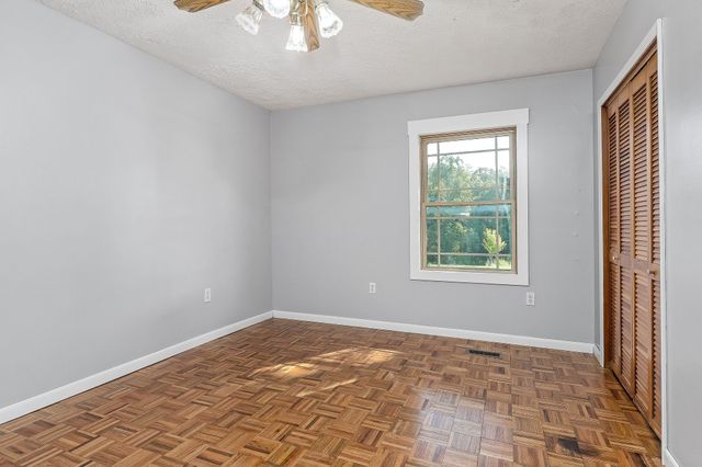 571 Larry Davis St, Spencer, TN 38585