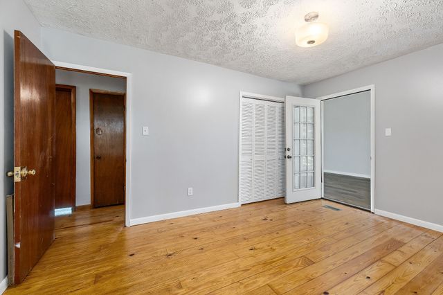 571 Larry Davis St, Spencer, TN 38585