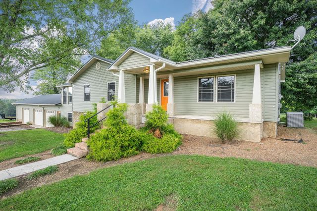 571 Larry Davis St, Spencer, TN 38585