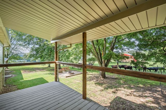 571 Larry Davis St, Spencer, TN 38585