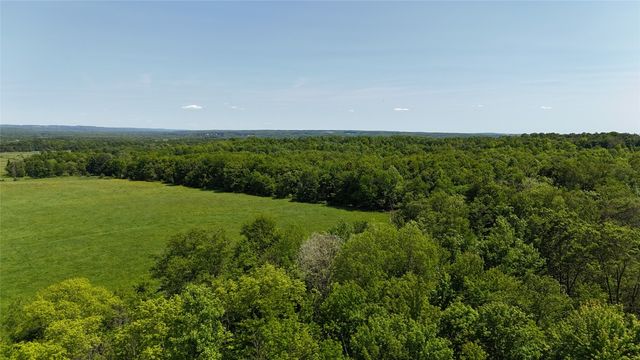 21641 IRISH Road, Edinboro, PA 16412