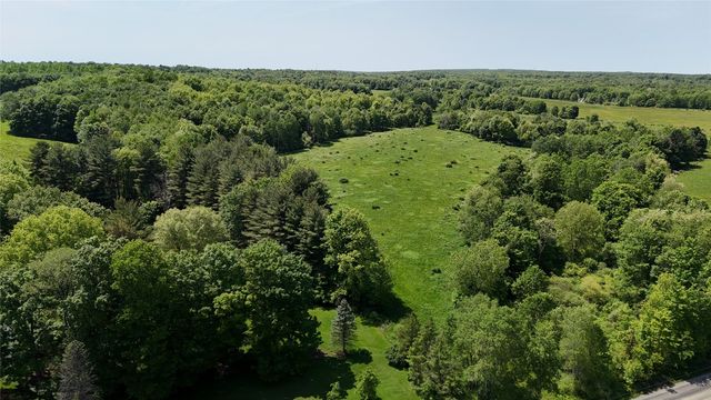 21641 IRISH Road, Edinboro, PA 16412