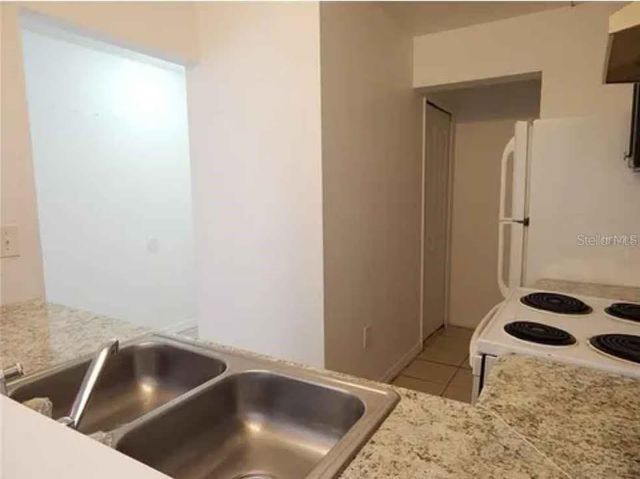 5220 VIA HACIENDA 212, Orlando, FL 32839