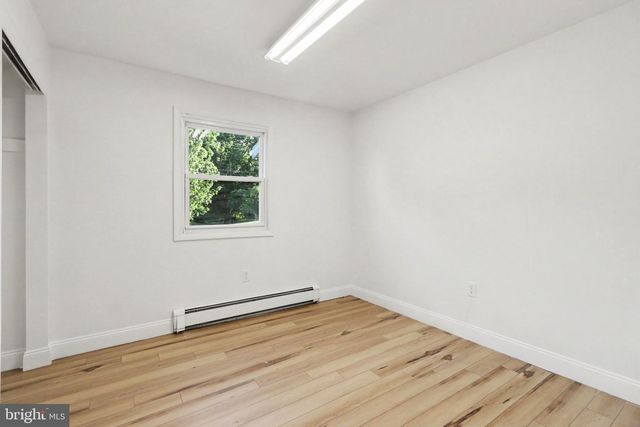 3012 SCHOOLHOUSE RD, Middletown, PA 17057
