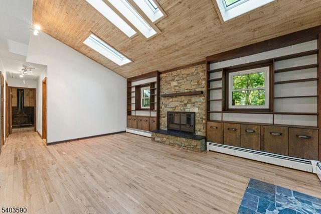 74 Stony Brook Rd, East Amwell Twp., NJ 08525