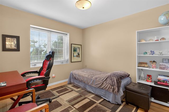 2205 Lake Wood Drive, Jackson, MI 49203