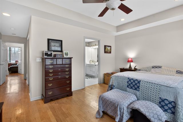 2205 Lake Wood Drive, Jackson, MI 49203