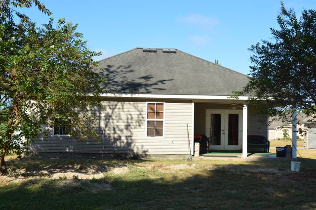 65 Deloris Madison Drive, Midway, FL 32343