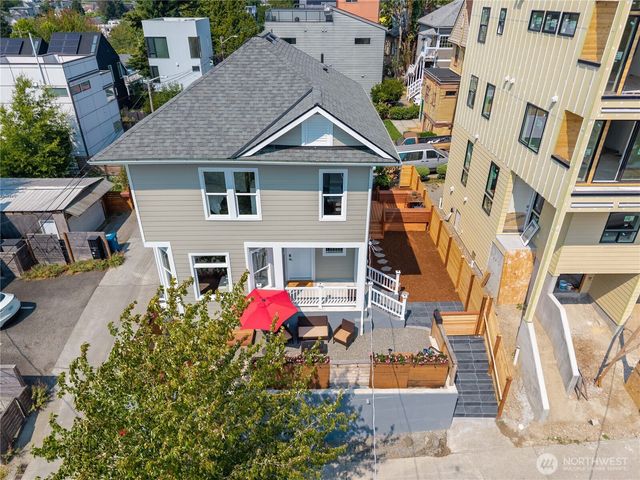 2216 E Fir Street, Seattle, WA 98122