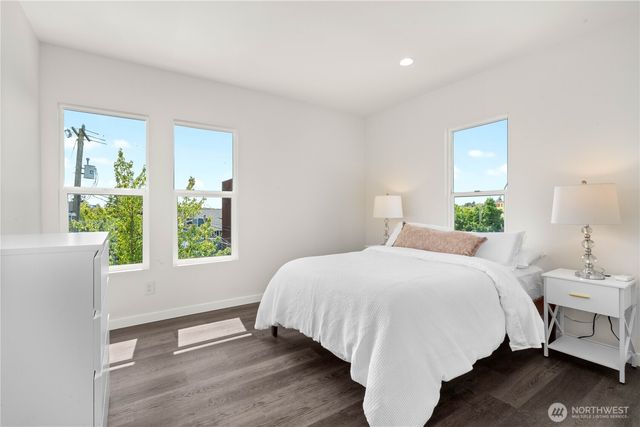 2216 E Fir Street, Seattle, WA 98122