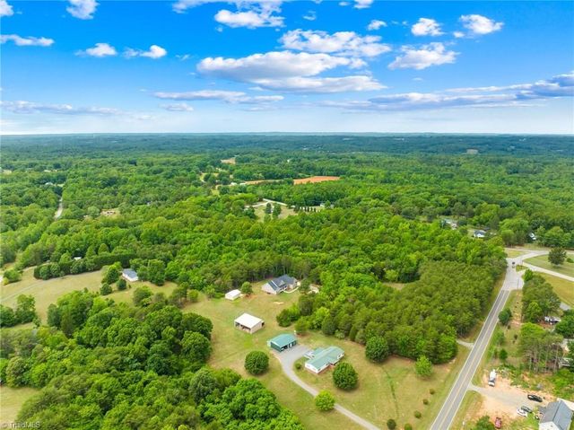 4669 Grooms Road, Reidsville, NC 27320