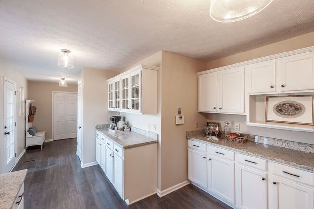 203 Mosley Dr, Springfield, TN 37172